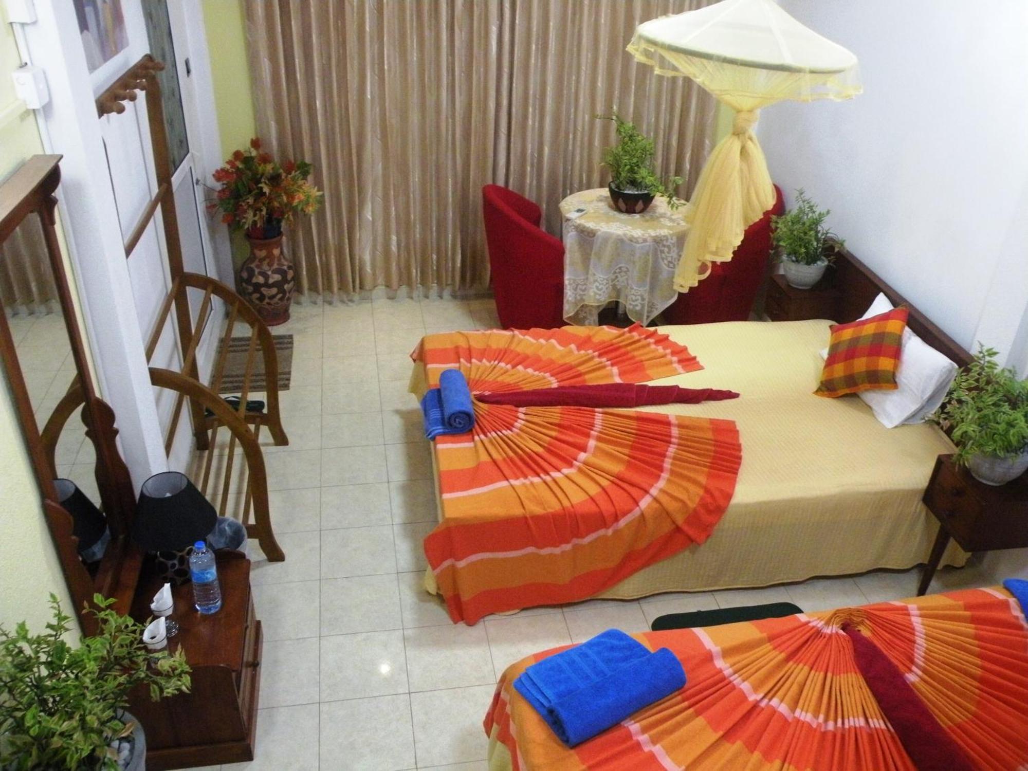Henderson Airport Residence Негомбо Номер фото