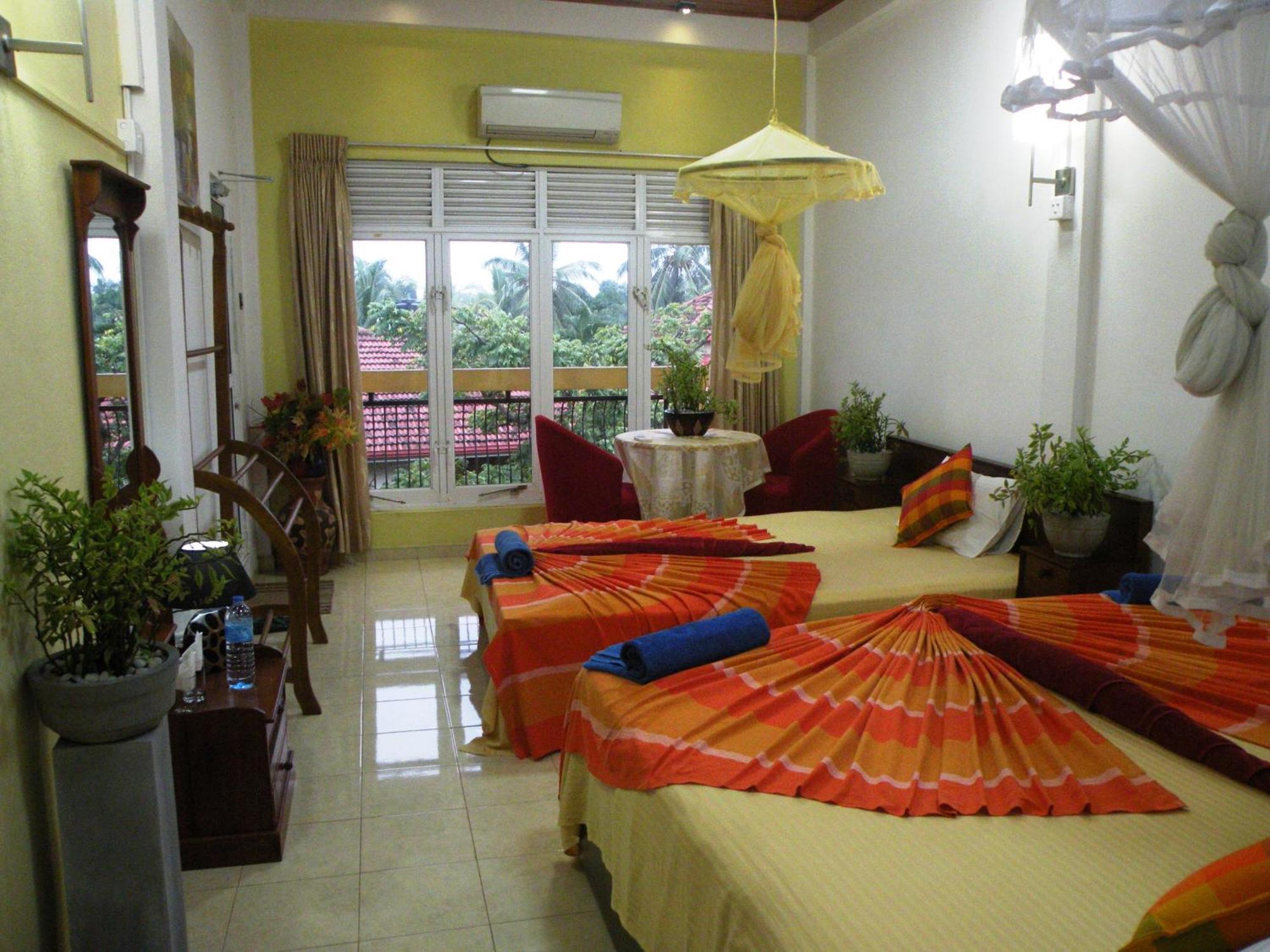 Henderson Airport Residence Негомбо Номер фото